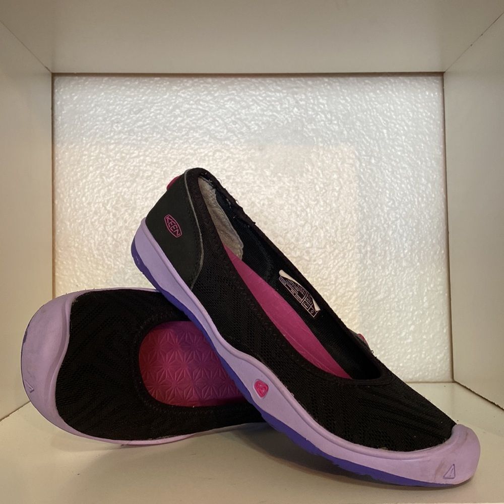 Keen Liberty Mesh Slip On Outdoor Walking Shoes